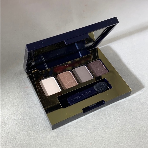 Estée Lauder 4pc gift set - Picture 2 of 6
